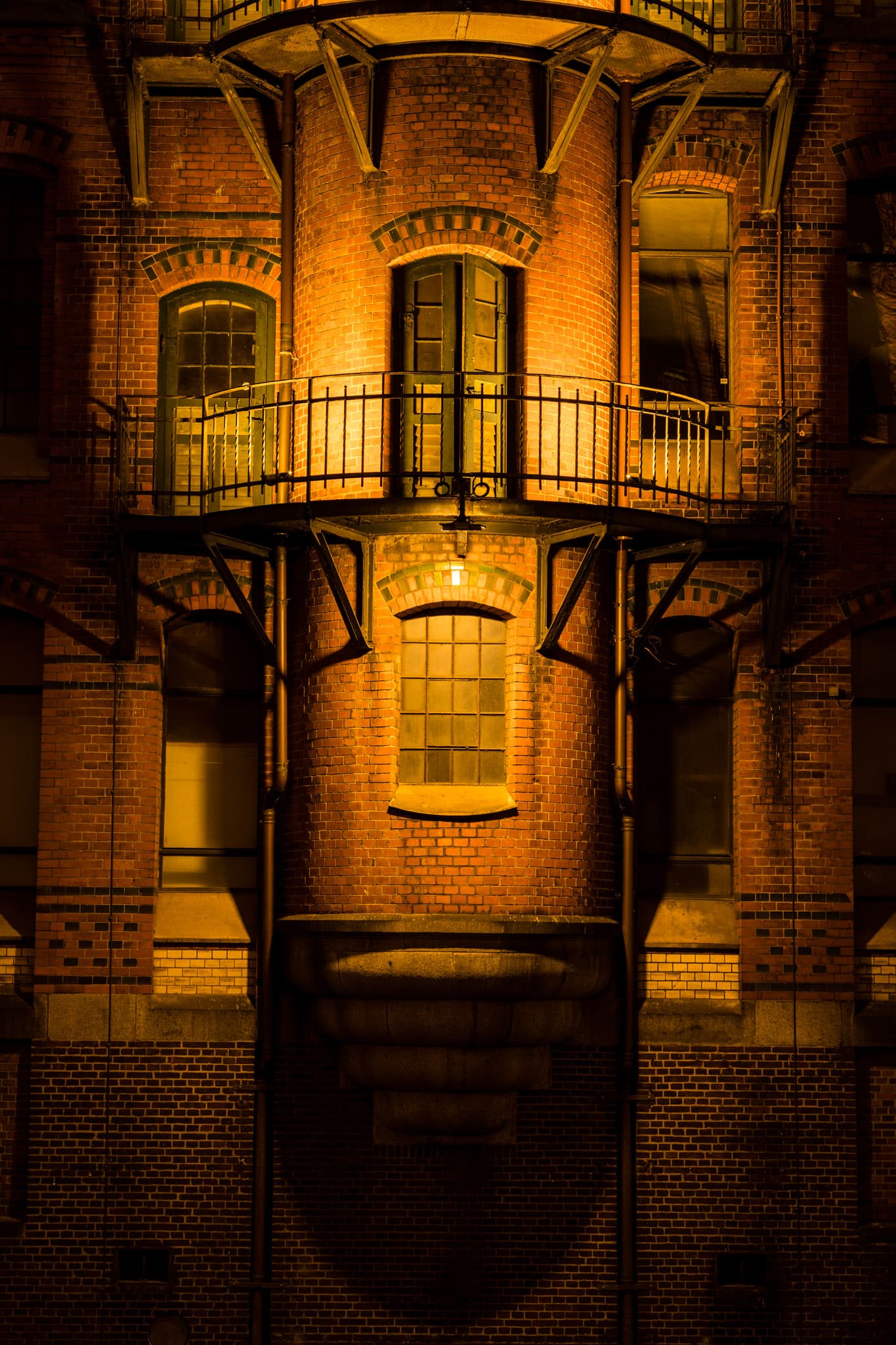 Speichergebäude Fassade Nacht
